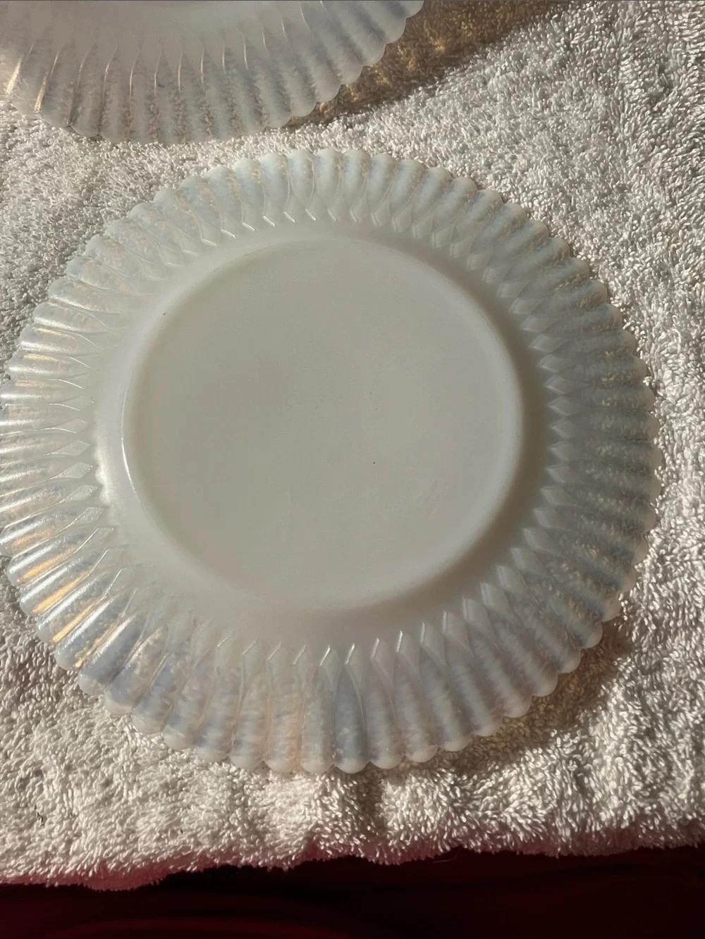 2 Vintage Macbeth Evan’s Monax Petalware Depression Glass 8” Salad plates